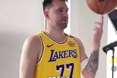 結(jié)果打臉！靜雨此前：湖狼是西部最沒懸念的 能橫掃絕不紳士橫掃