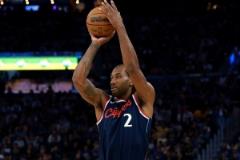 小卡系列賽場均25.5分8板5.2助 真實命中率63%引期待搶七