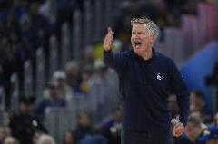 科爾：G5我們開局一分半就3犯，我立刻意識(shí)到火箭比我們更專注