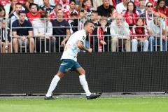 格林伍德進(jìn)球被判烏龍，比賽結(jié)果引發(fā)爭議