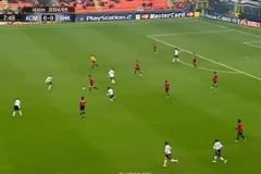 風(fēng)頭蓋過亞馬爾，兩球閃耀諾坎普，鄧弗里斯打出驚人的夜晚！