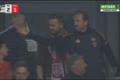 戴爾進球瞬間凱恩剛入鏡，拜仁迅速再添一球