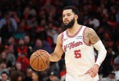 范弗里特：以能扛住大場面為榮，球隊需要時我永遠(yuǎn)在場