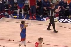 裁判：懂你的意思！威少想吃技犯，裁判解風(fēng)情乖乖響哨