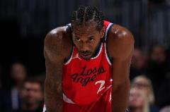 首輪折戟，小卡場均21.5分5.9板，季后賽爆發(fā)場均25分7.6板