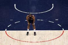 第二節(jié)凈負(fù)16分！船記：第二節(jié)表現(xiàn)糟糕至極