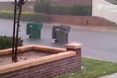 太損了！費城記者嘲諷：哈登和本西蒙斯離開球館的樣子