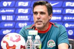 拉莫斯：僅兩堂課準備明天比賽，河南新帥坦言來隊時間短