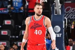 祖巴茨首輪高效表現(xiàn)助力球隊 防守約基奇效果顯著