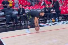 庫(kù)里熱身“母雞下蛋”式傳球后接球三分爆發(fā)