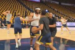 霍姆斯傷情改善或復出 掘金新秀賽前參與3V3訓練