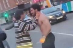 太陽報：赫爾城隊長與橄欖球運動員街頭斗毆，從酒吧打到馬路旁