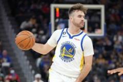 斯潘塞：看似普通卻實力非凡的籃球追夢人