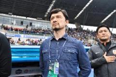 范曉冬評(píng)謝暉下課：咖啡族與鐵鍋燉者難共存，面對(duì)硬仗卻畏縮不前