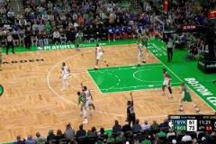 綠軍球迷看了心塞！塔圖姆末節(jié)5中1，致命失誤葬送翻盤(pán)希望