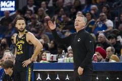 科爾：若無庫里拯救我們，我們必須依靠自身防守，這是關(guān)鍵