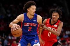 尼克-楊：杰倫-格林已落后CC&華子，換防他無能為力