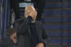 瓜帥：太尼瑪嚇人了！埃德森花式動(dòng)作戲耍對(duì)方前鋒