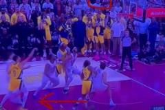 太有效果了！網(wǎng)友曬圖：哈利球還沒(méi)碰框，兩隊(duì)多名球員提前進(jìn)線！