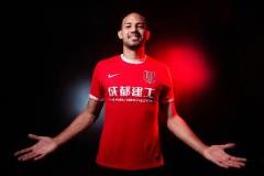 記者：蓉城計(jì)劃讓費(fèi)利佩出席今天賽前，突發(fā)情況打亂安排