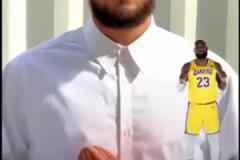 你認可嗎？布克心中的最強首發(fā)五人組：詹姆斯KD喬丹科比大夢！