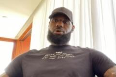 詹姆斯：我們首輪失利是因?yàn)檩數(shù)袅嘶睾蠑?shù)之爭，包括高失誤和丟籃板