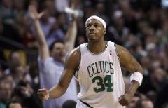 皮爾斯：我常得提醒人們我也是75大，打球很強(qiáng)