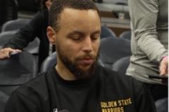 庫里：拼了兩個月，挺過艱難第一輪，突然遭遇重創(chuàng)讓我情緒化