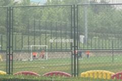 魯媒：泰山四位門將冒雨訓(xùn)練，王大雷等四人堅(jiān)持備戰(zhàn)