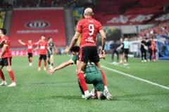 費(fèi)利佩參加聽證會(huì)，記者揭秘領(lǐng)導(dǎo)也刷抖音