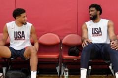 恩比德季后賽期間持續(xù)聯(lián)系哈利伯頓 呼吁他更多出手