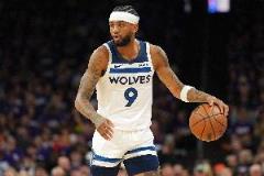 芬奇：亞歷山大-沃克的表現(xiàn)至關(guān)重要 我們急需他這樣的發(fā)揮