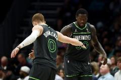 朱彥碩：森林狼當(dāng)年用唐斯換蘭德爾&迪文岑佐 實(shí)為雙贏交易