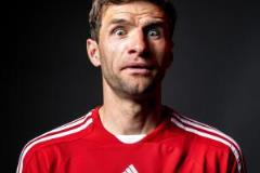 淚目拜仁曬穆勒搞怪照 回顧16年職業(yè)生涯點(diǎn)滴