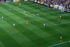 庫尼亞后場斷球鏟人送黃點，維爾貝克點射破門