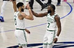 格威力挺塔圖姆布朗：前七賽季兩進總決+1冠證明他們是超巨