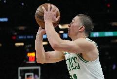 普理查德：三分出手多無妨，我們自己得有信心