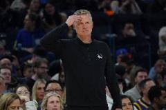 科爾：對(duì)手的進(jìn)攻籃板轉(zhuǎn)化為三分球?qū)Ρ荣惤Y(jié)果影響太大了。