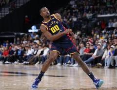 庫明加回應(yīng)華子防守：我盡力了，與佩頓聯(lián)手讓對手難打