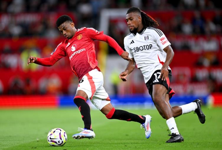 英超焦點(diǎn)戰(zhàn)：曼聯(lián) vs 西漢姆聯(lián) 比分預(yù)測(cè) 西漢姆聯(lián)能否客場(chǎng)逆轉(zhuǎn)曼聯(lián)？