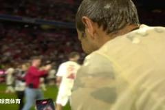 落湯雞凱恩：就讓這啤酒淋濕，淋濕我的心，三十多了才第一個冠軍