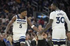 華子談蘭德爾：每場(chǎng)比賽都為團(tuán)隊(duì)貢獻(xiàn)很多，無法要求更多了