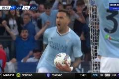 還是沒守住！十人尤文遭絕平！貝西諾門前補(bǔ)射破門！