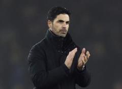 內(nèi)維爾：阿爾特塔執(zhí)教頂級球隊5年無冠仍展現(xiàn)非凡成就