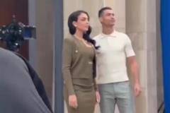 神仙眷侶 ！C羅和喬治娜一起拍廣告，眼神中滿滿的愛意