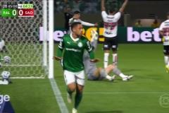 連續(xù)3場(chǎng)比賽進(jìn)球！羅克巴甲補(bǔ)時(shí)破門絕殺！帕爾梅拉斯領(lǐng)跑積分榜