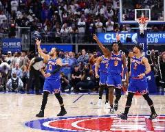 斯蒂勒喜劇對(duì)決尼克斯五場(chǎng)戰(zhàn)斗