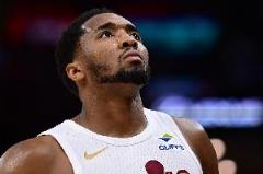 米切爾未首發(fā)出戰(zhàn)下半場(chǎng)，杰羅姆頂替登場(chǎng)