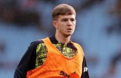 利茲聯(lián)有意簽下麥卡蒂但面臨多隊(duì)競爭，曼城標(biāo)價(jià)2500萬英鎊