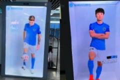 新鵬城亮相深圳地鐵，五大站點(diǎn)上線全息數(shù)字櫥窗